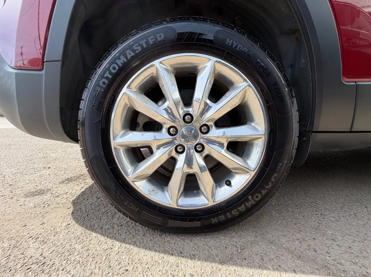 Jeep Cherokee снимка Jeep Cherokee