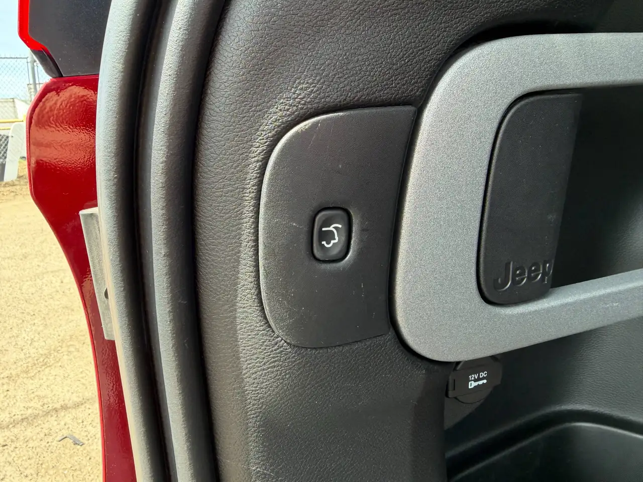 Jeep Cherokee снимка Jeep Cherokee