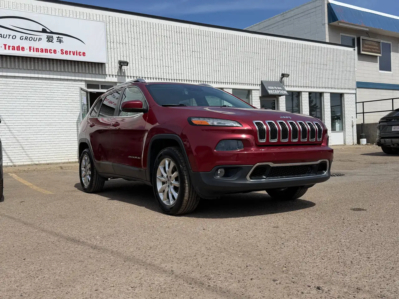 Jeep Cherokee снимка Jeep Cherokee