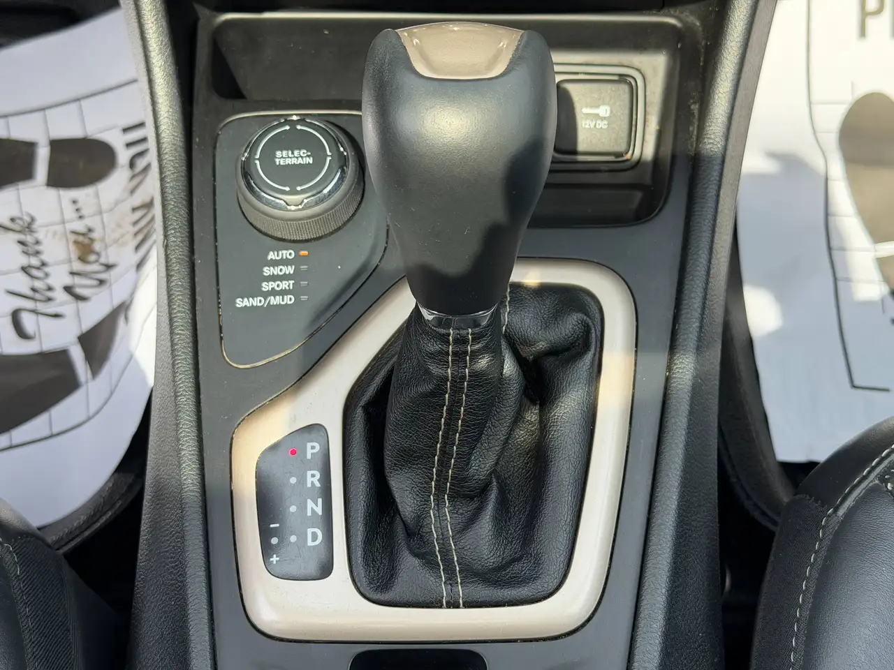 Jeep Cherokee снимка Jeep Cherokee