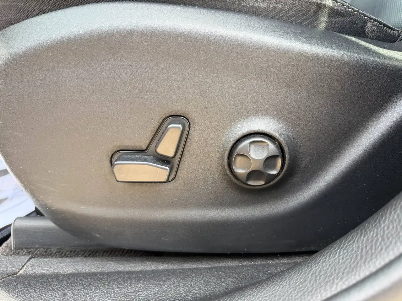 Jeep Cherokee снимка Jeep Cherokee