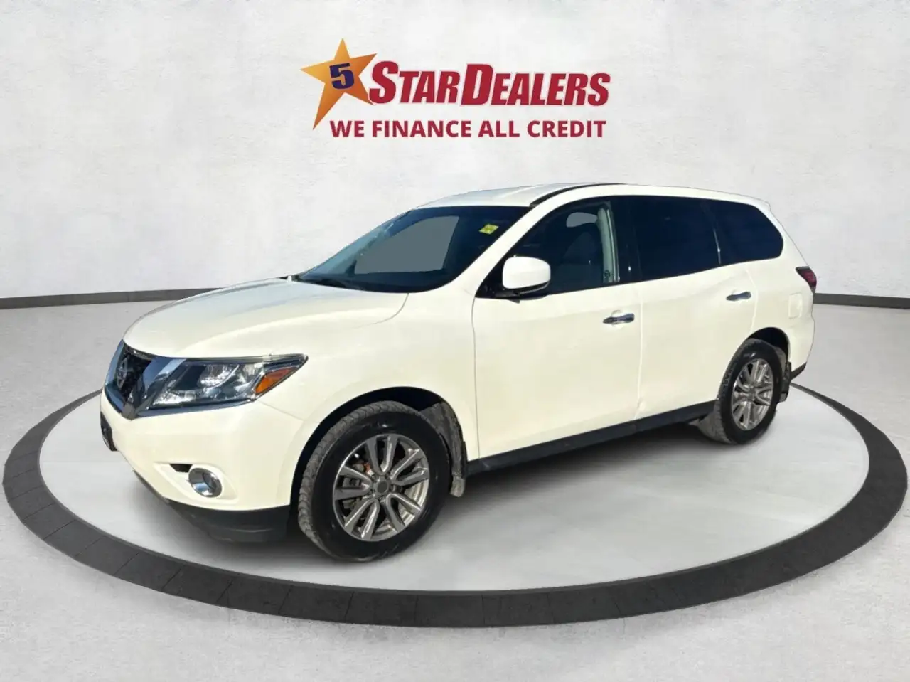 Nissan Pathfinder снимка Nissan Pathfinder