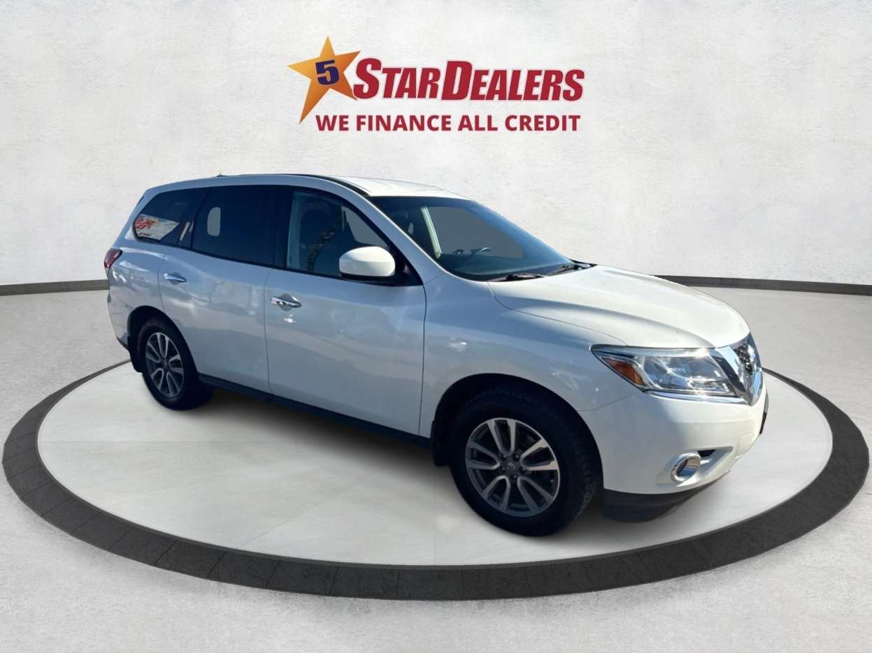 White 2016 Nissan Pathfinder SUV / Crossover Automatic