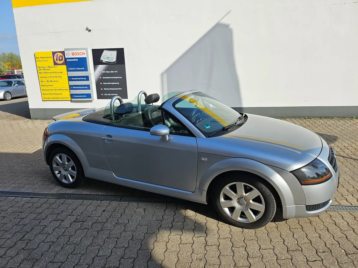 Audi TT 1.8 T Roadster (120kW), elektr. Dach Zilver - 1