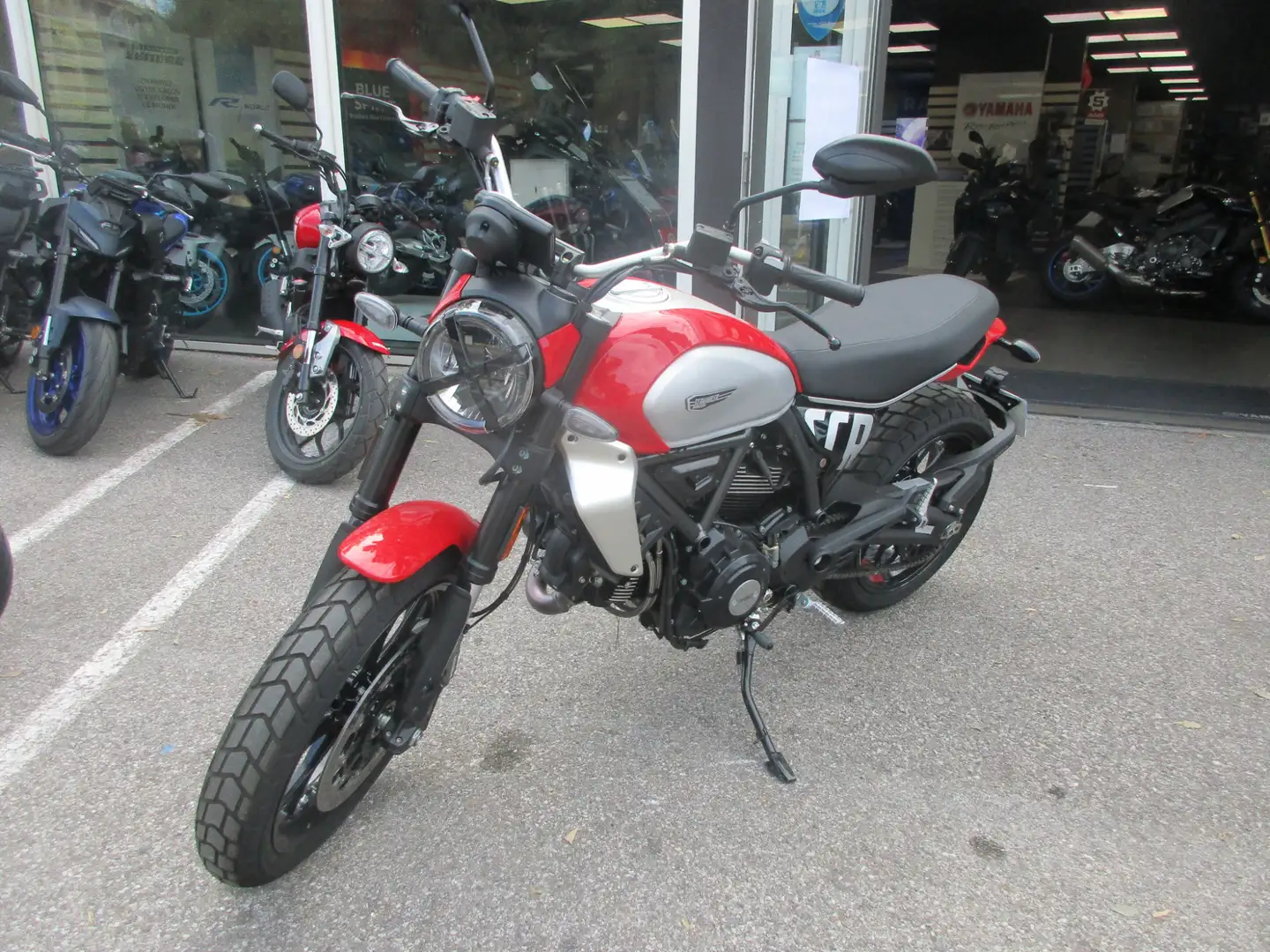 Ducati Scrambler Rouge - 2