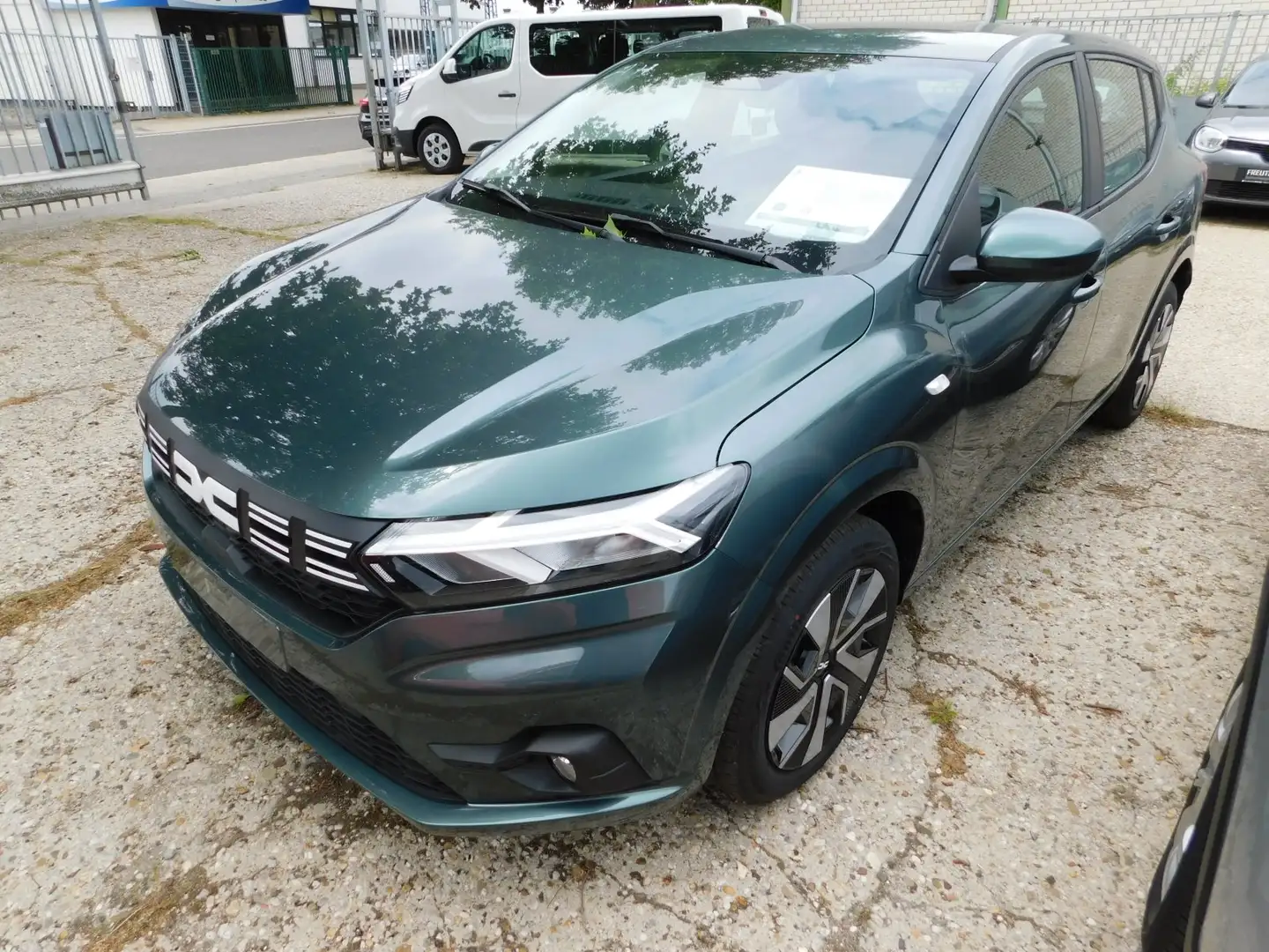 Dacia Sandero III 1.0 TCe 90 Expression (EURO 6e) Vert - 2
