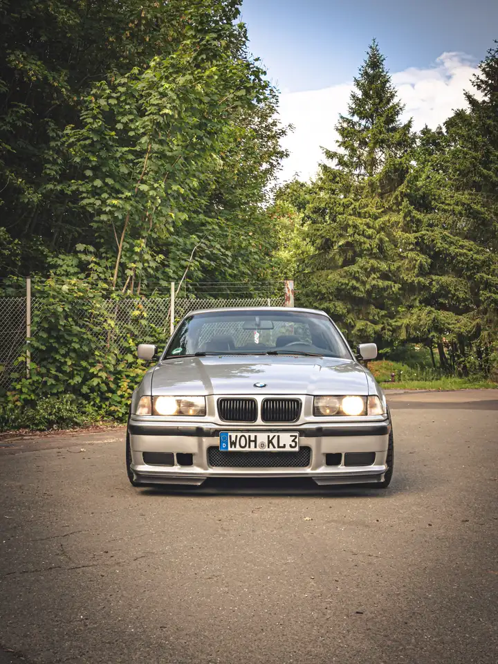 BMW 318 E36 318is Coupe, foto 2