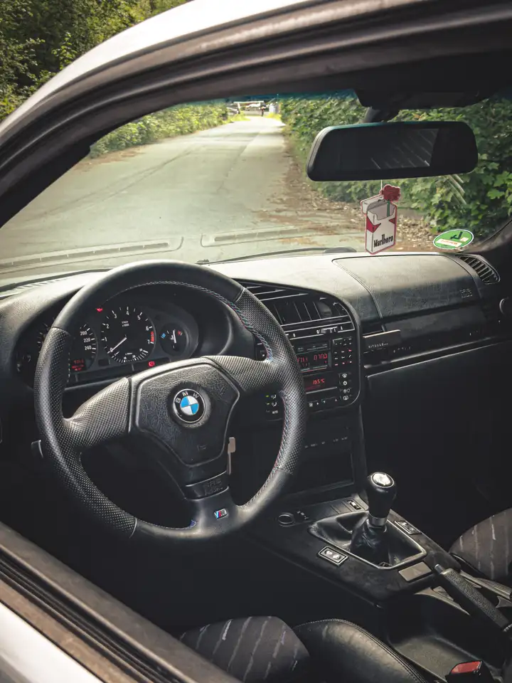 BMW 318 E36 318is Coupe, foto 6