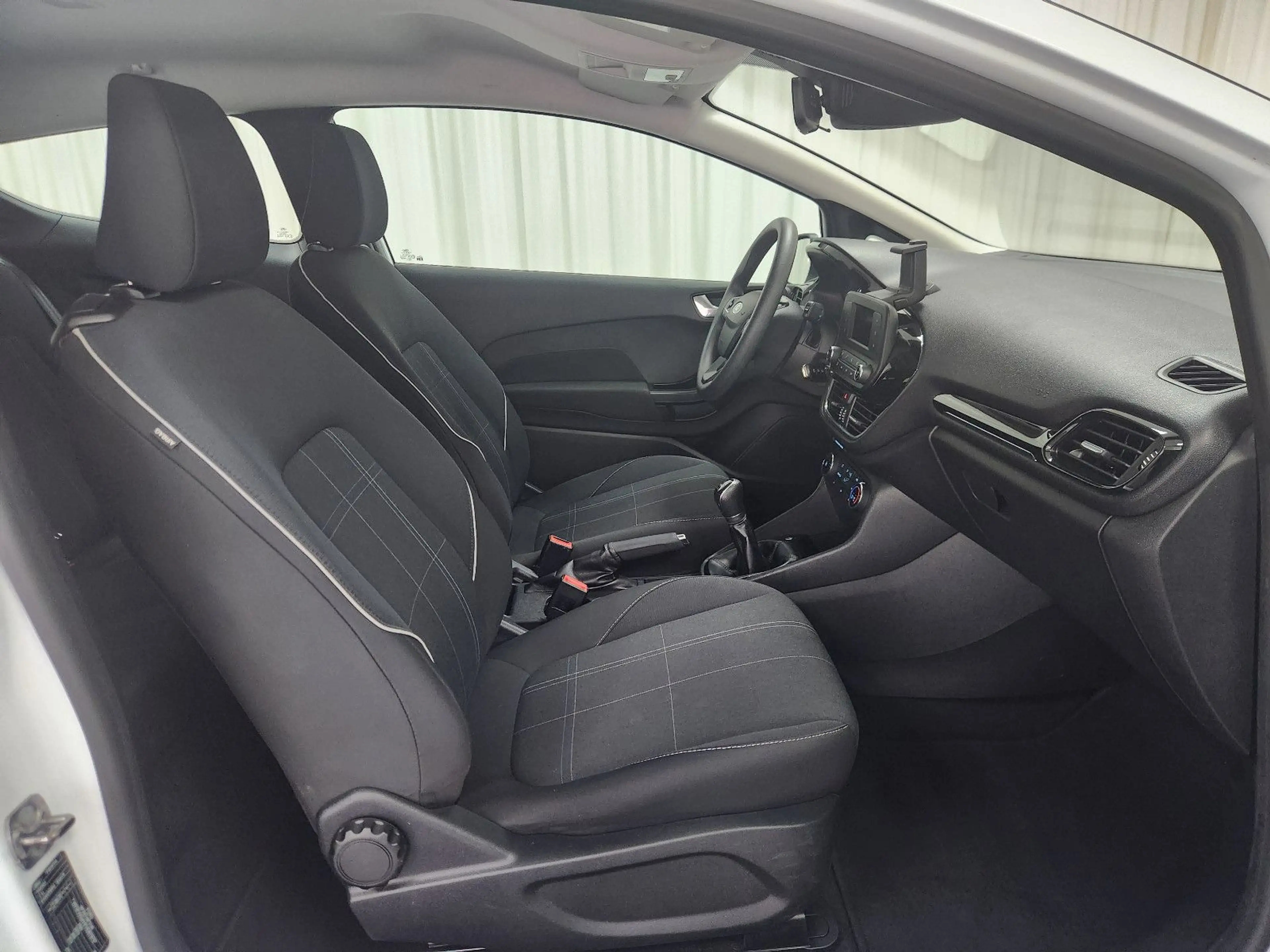 Ford Fiesta TREND 1.1 Sitzhzg. Bluetooth M&S beh.WSS — photo 7