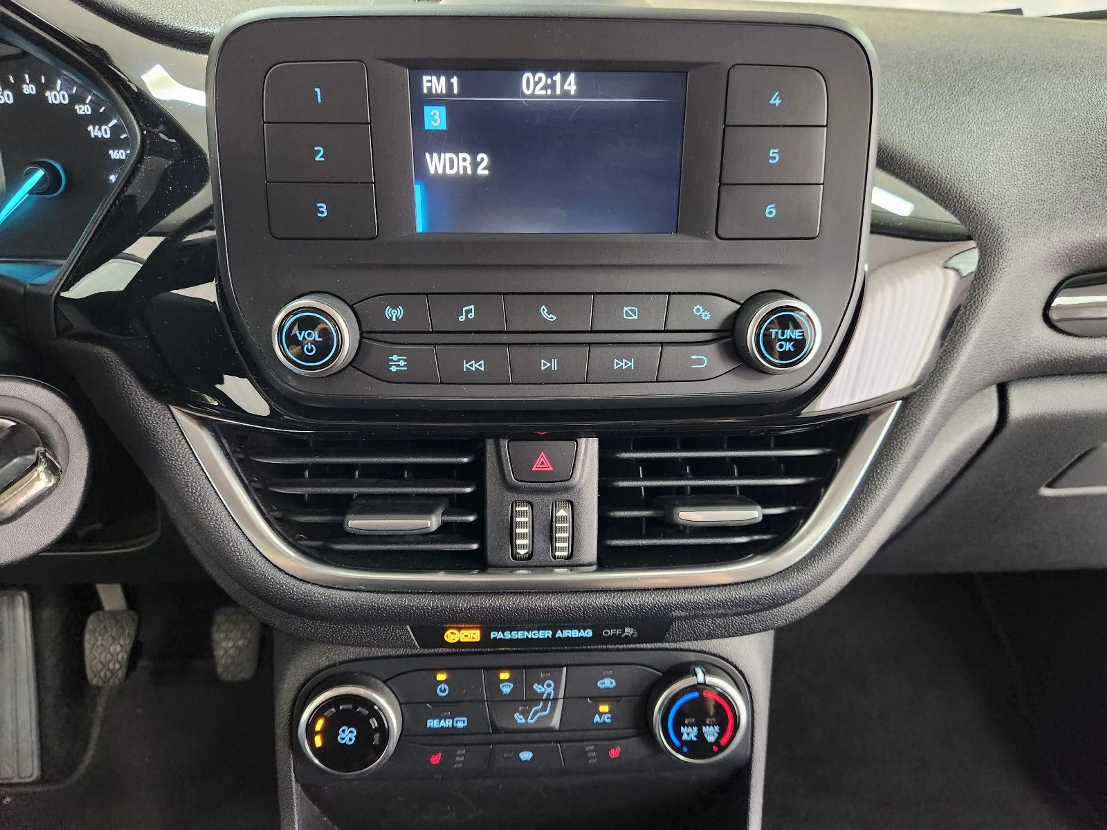 Ford Fiesta TREND 1.1 Sitzhzg. Bluetooth M&S beh.WSS — photo 14
