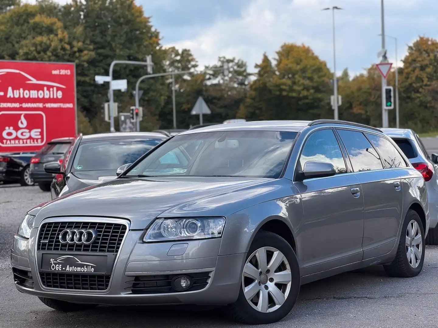 Audi A6 Avant 3.0 TDI quattro/Standhzg./AHK/Navi Grau - 1