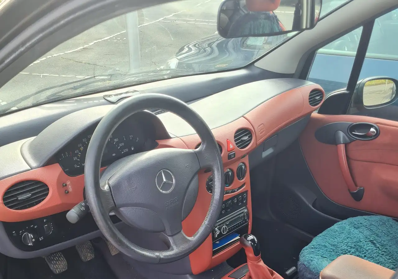 Mercedes-Benz A 140 Classic, foto 4