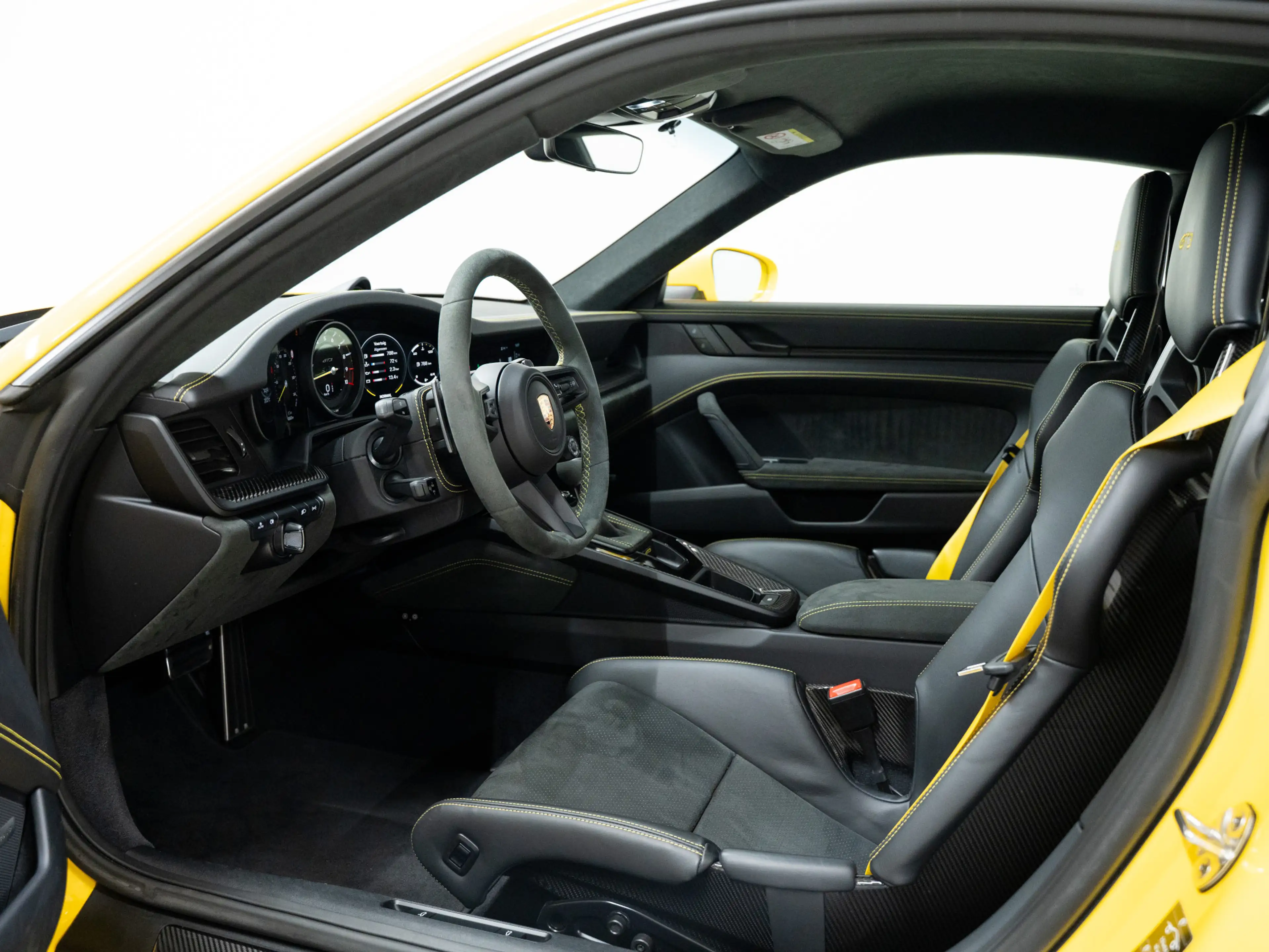 Porsche 992 GT3 — photo 7