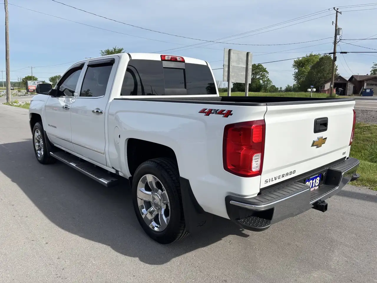 Chevrolet Silverado 1500 photo Chevrolet Silverado 1500