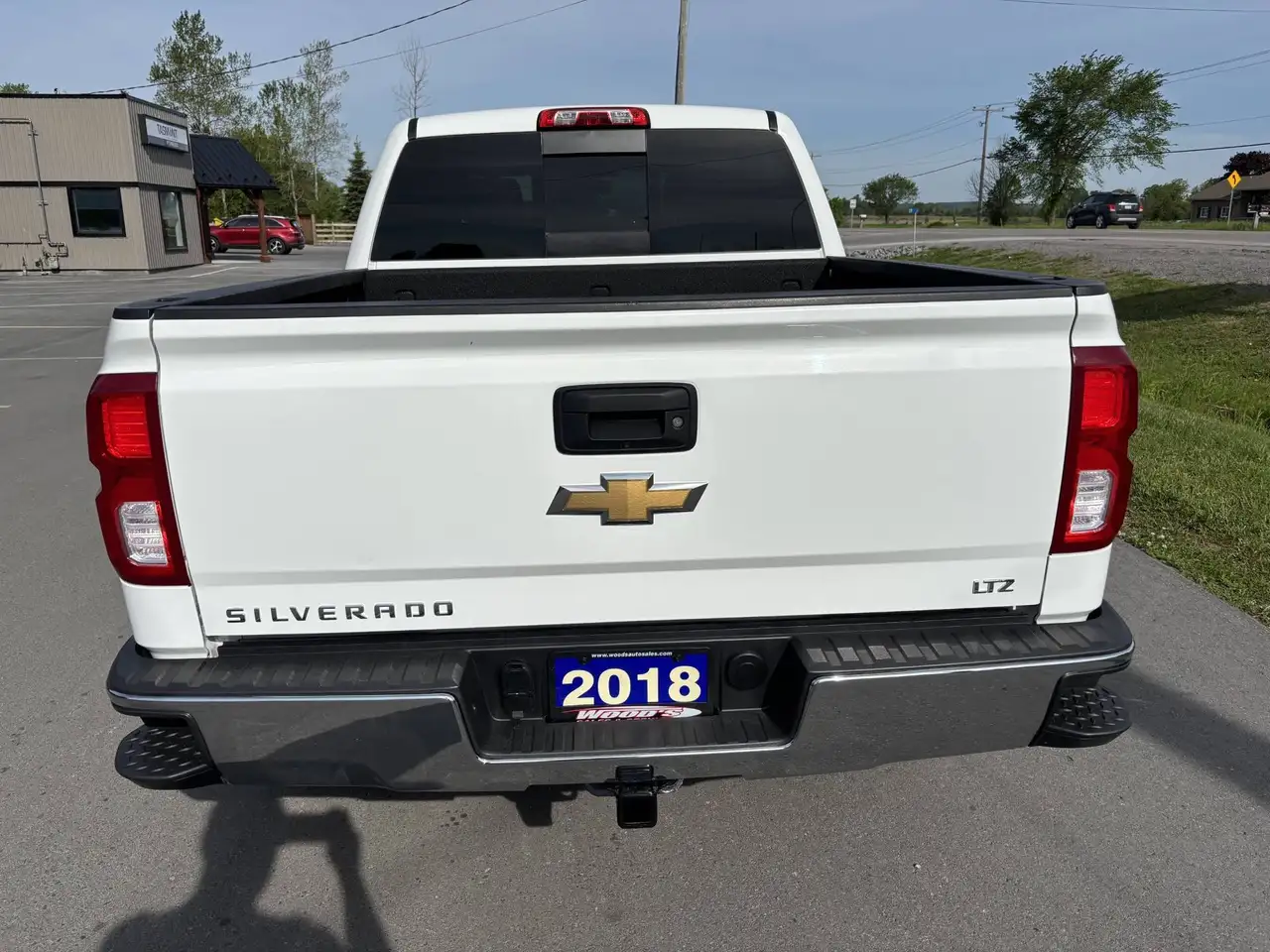 Chevrolet Silverado 1500 photo Chevrolet Silverado 1500