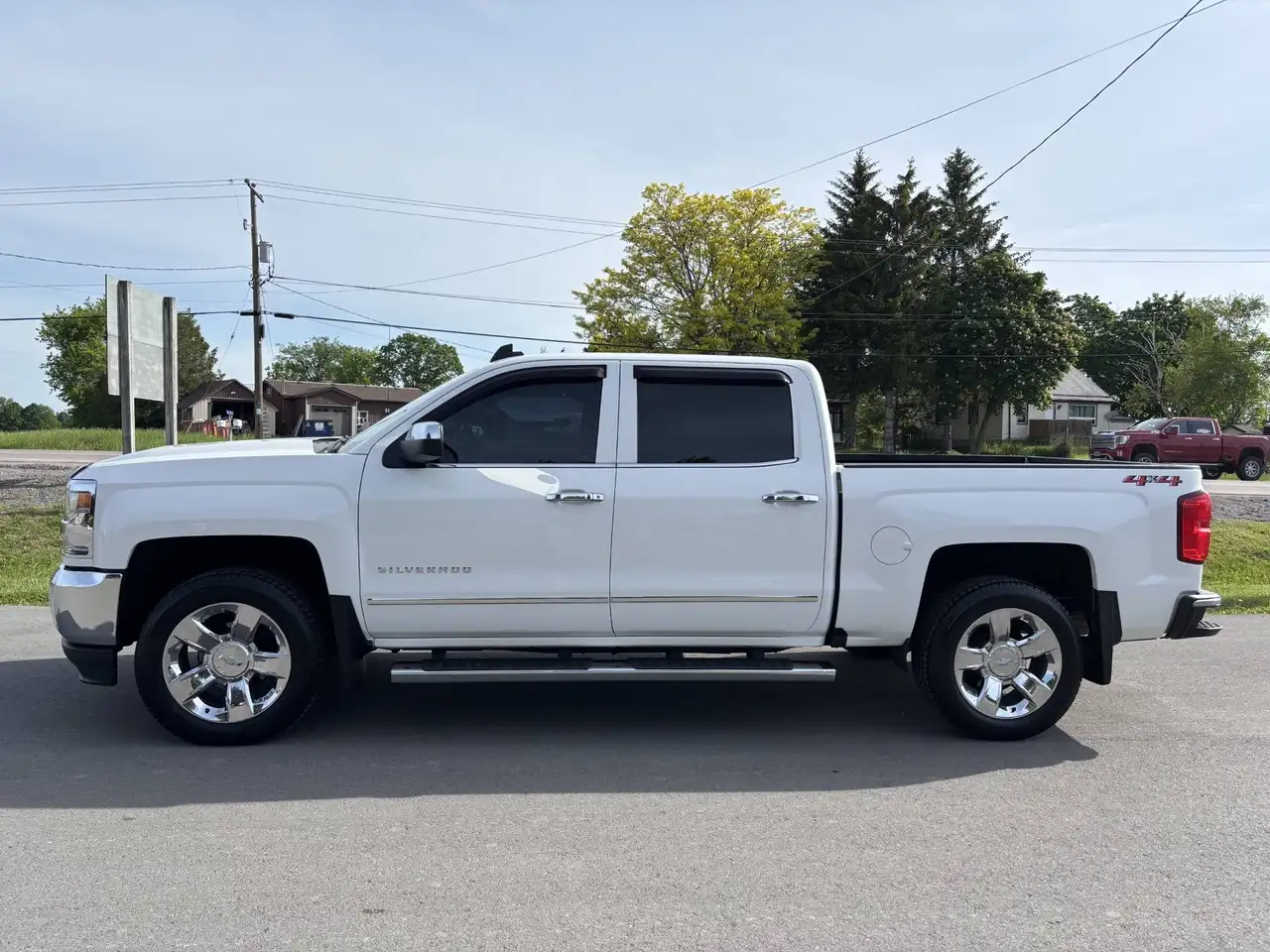 Chevrolet Silverado 1500 photo Chevrolet Silverado 1500