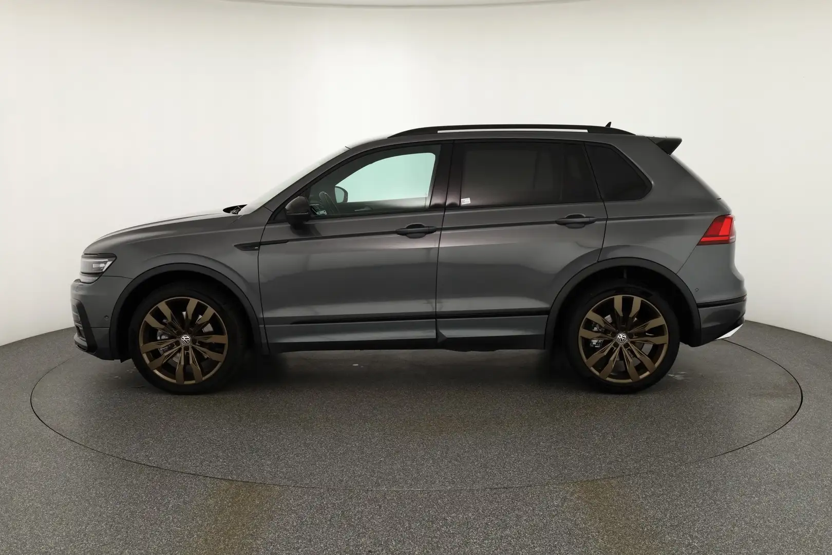 Volkswagen Tiguan 2.0 TDI 4M R Line LED Navi ACC Kamera AHK Grau - 2