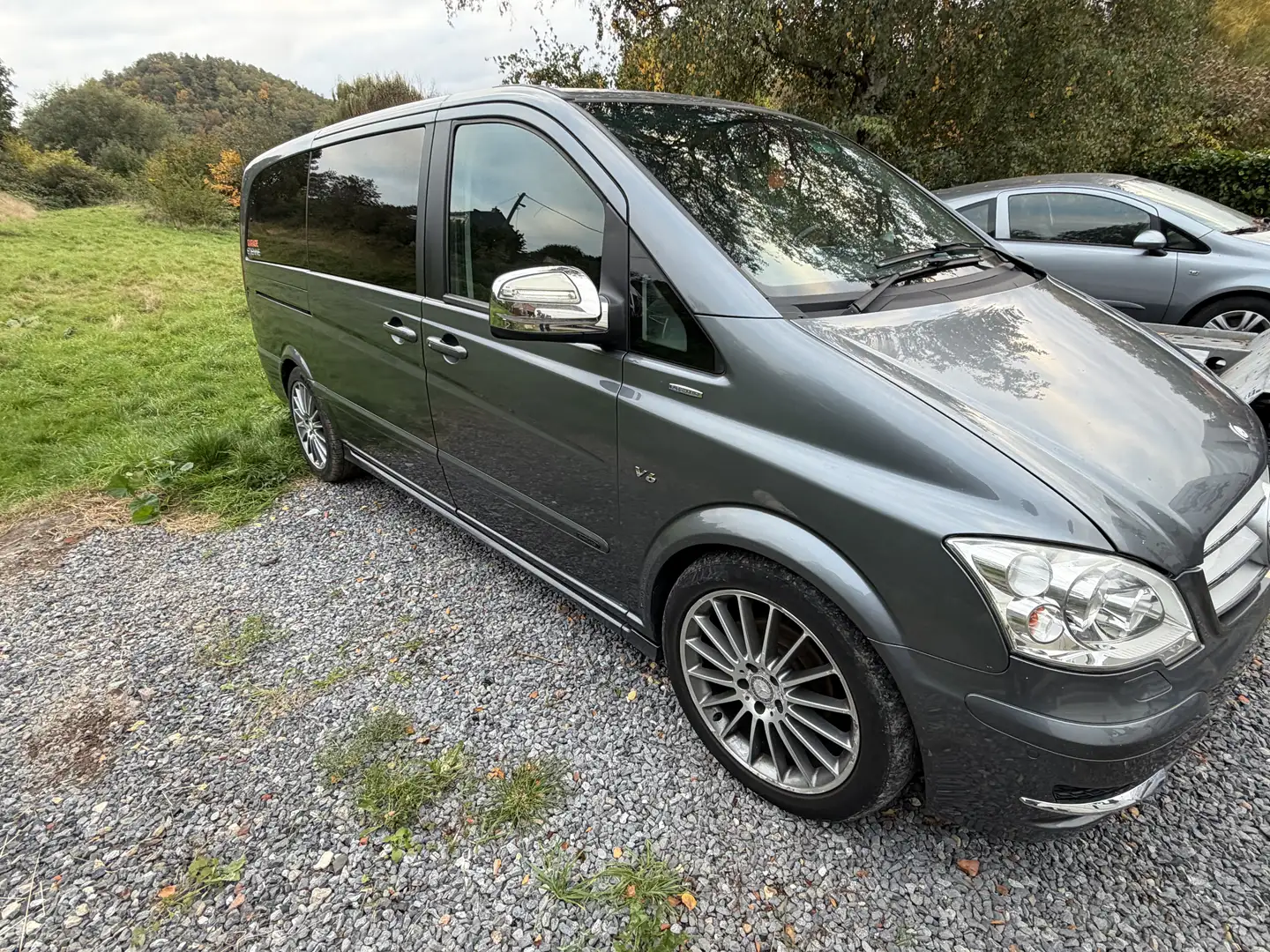 Mercedes-Benz Viano 3.0 CDI V6 MWB Avantgarde Edition 125 - 1