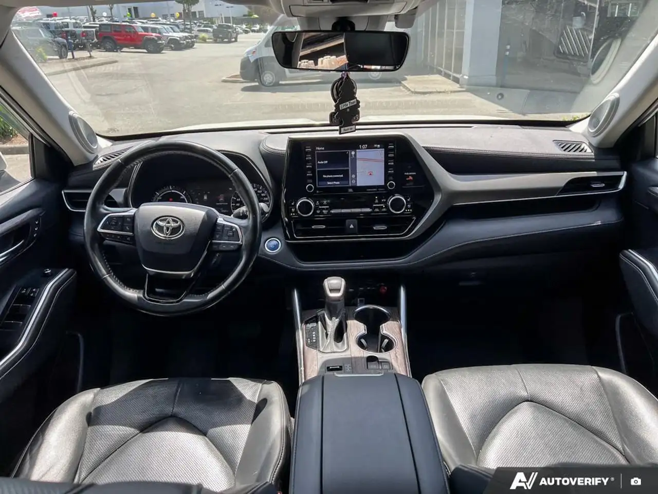 Toyota Highlander снимка Toyota Highlander