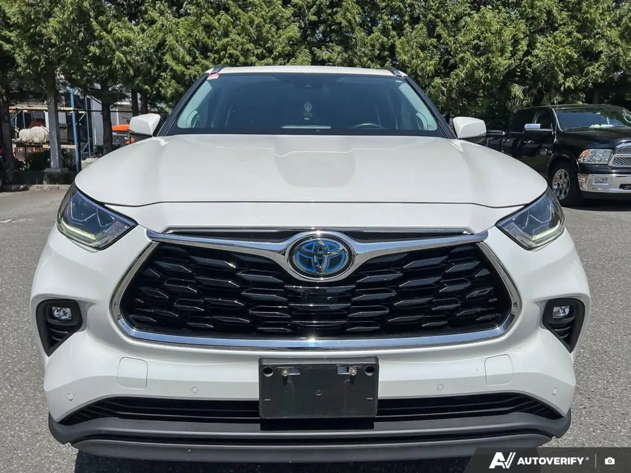 Toyota Highlander снимка Toyota Highlander