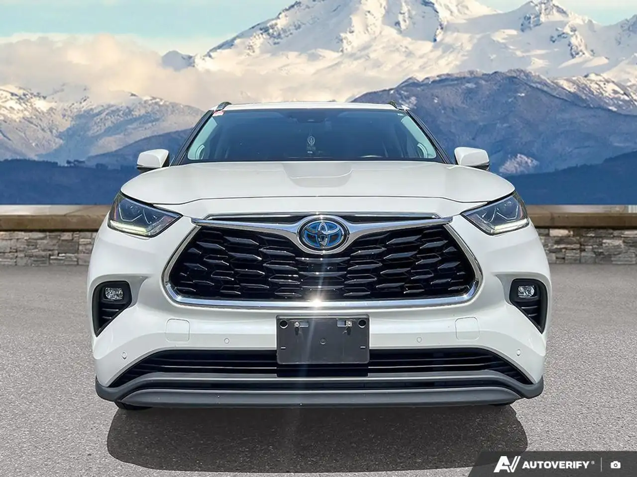 Toyota Highlander снимка Toyota Highlander