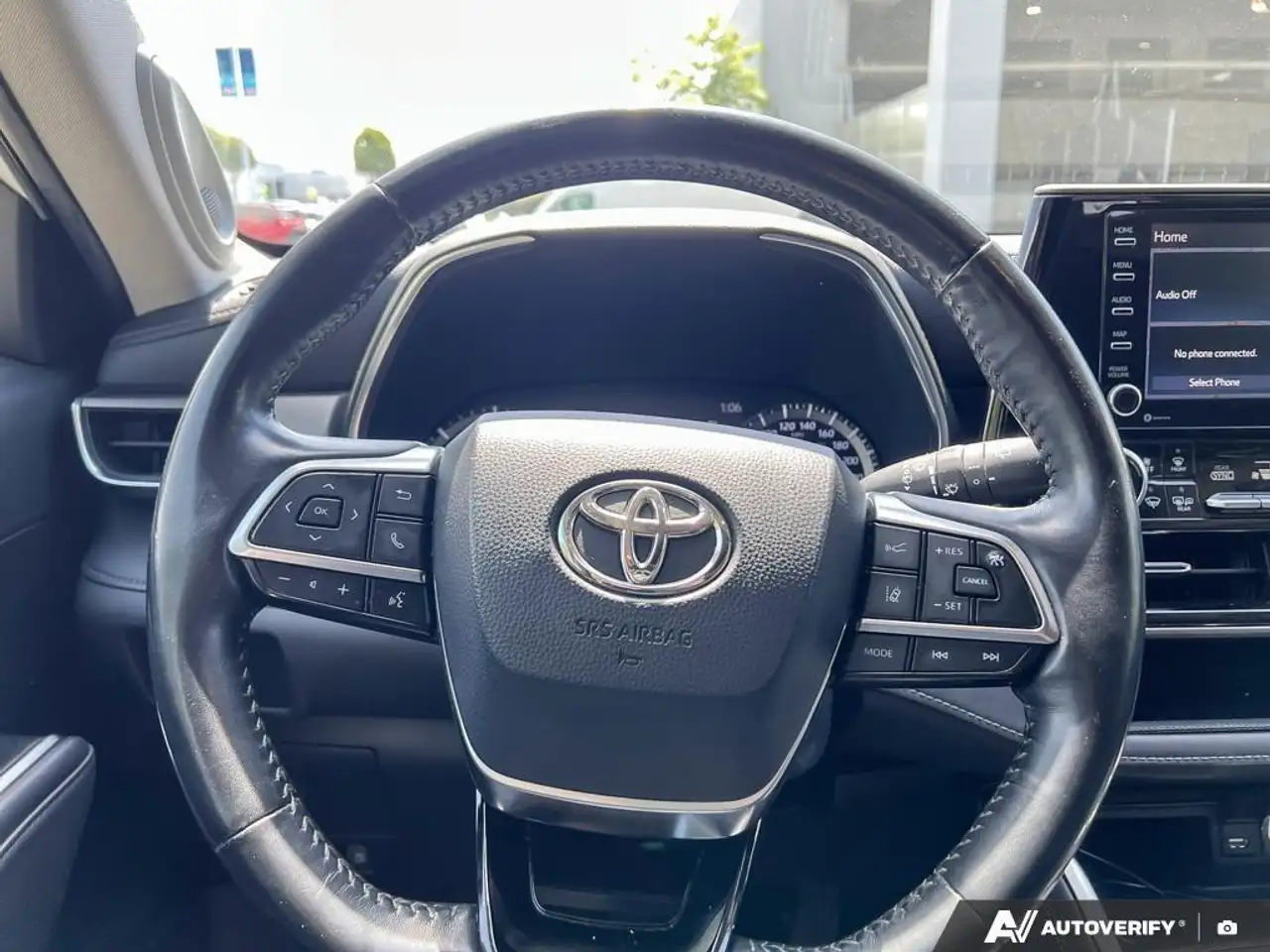 Toyota Highlander снимка Toyota Highlander