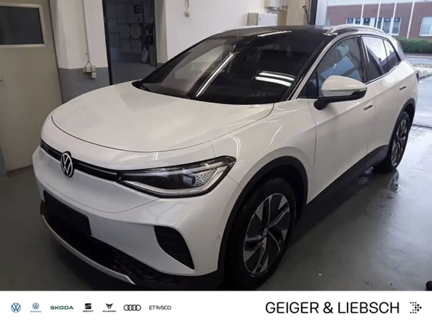 Volkswagen ID.4 Pure*WÄRMEPUMPE*IQ.LIGHT*KAMERA*PDC*SHZ*NAV Weiß - 1