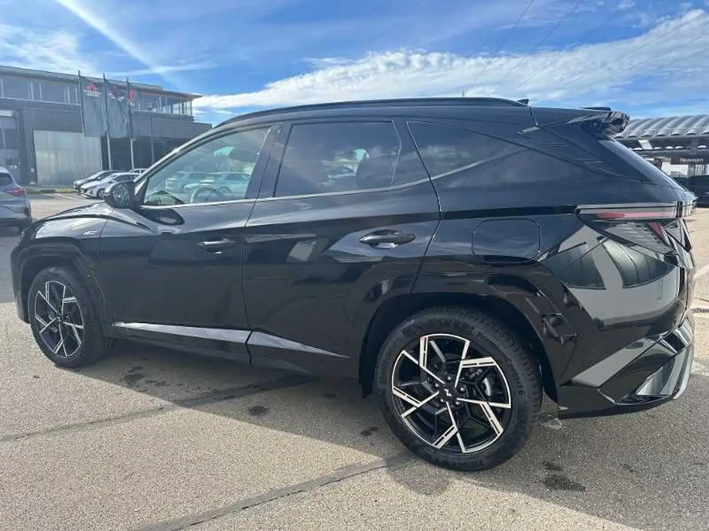 Hyundai TUCSON 1.6 DCT 4WD N Line 180PS Schwarz - 2