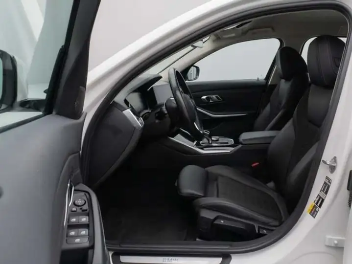BMW Serie 3 2022, foto 20