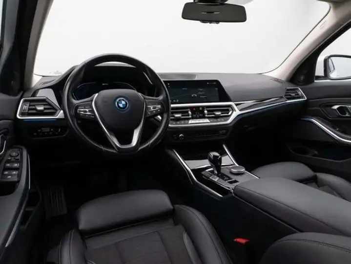 BMW Serie 3 2022, foto 38