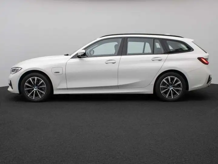BMW Serie 3 2022, foto 11