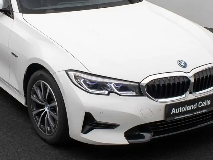 BMW Serie 3 2022, foto 19