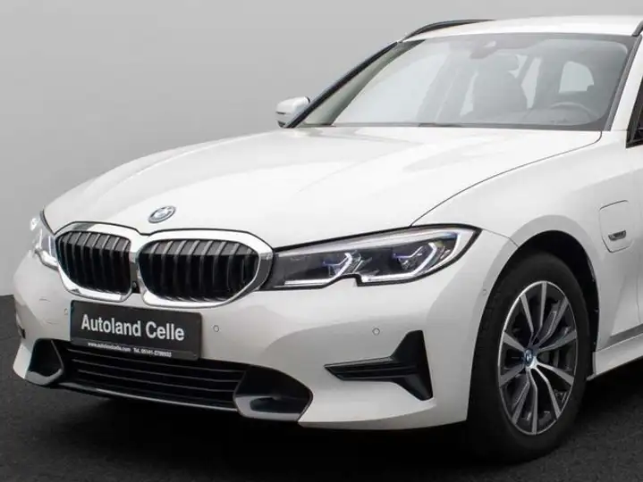 BMW Serie 3 2022, foto 18