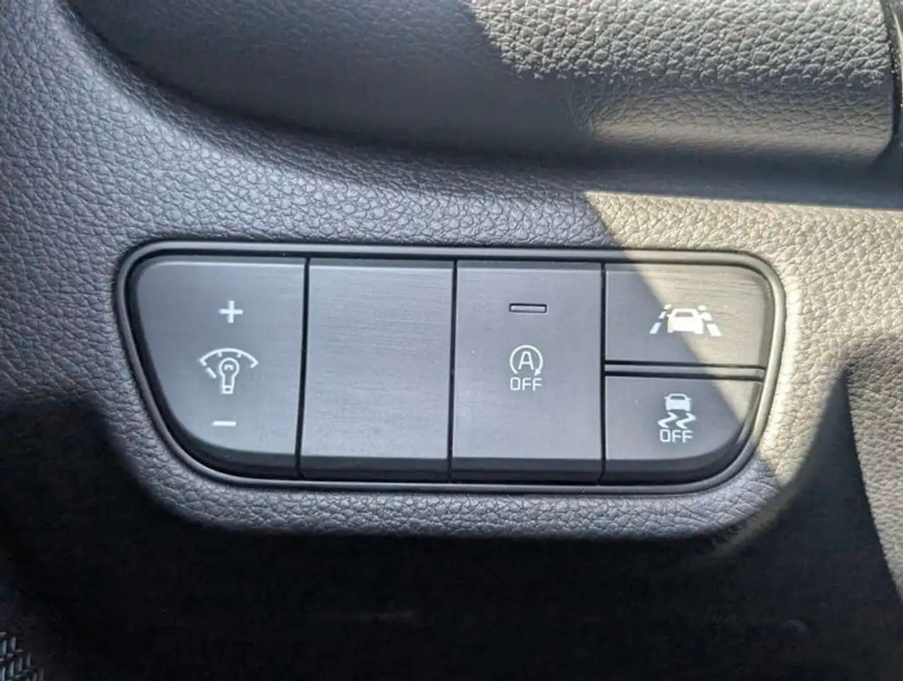 Kia Seltos снимка Kia Seltos