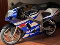 Suzuki GSX-R 600 K1 (2001) - thumbnail 1