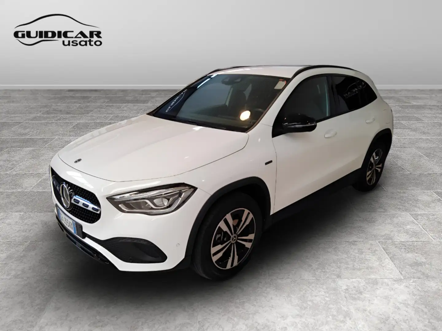 Mercedes-Benz GLA 250 - GLA 250 e phev (eq-power) Sport Plus auto Bianco - 1