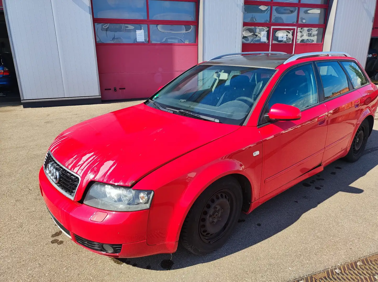 Audi A4 Avant 1.9 TDI Rot - 1