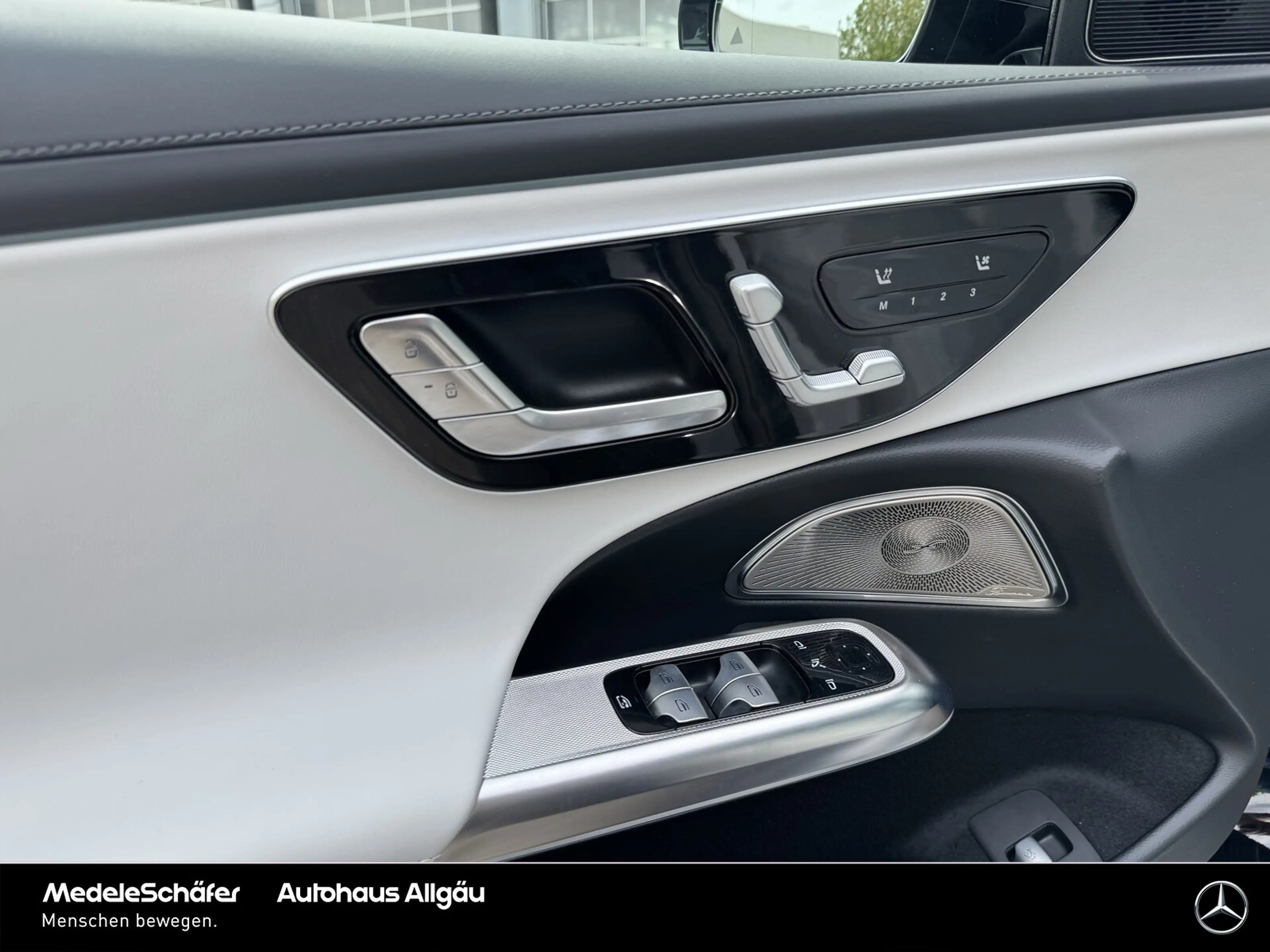 Mercedes-Benz E 450 E 450 d 4M T AMG Night Premium 21'' HUD Massage — photo 10