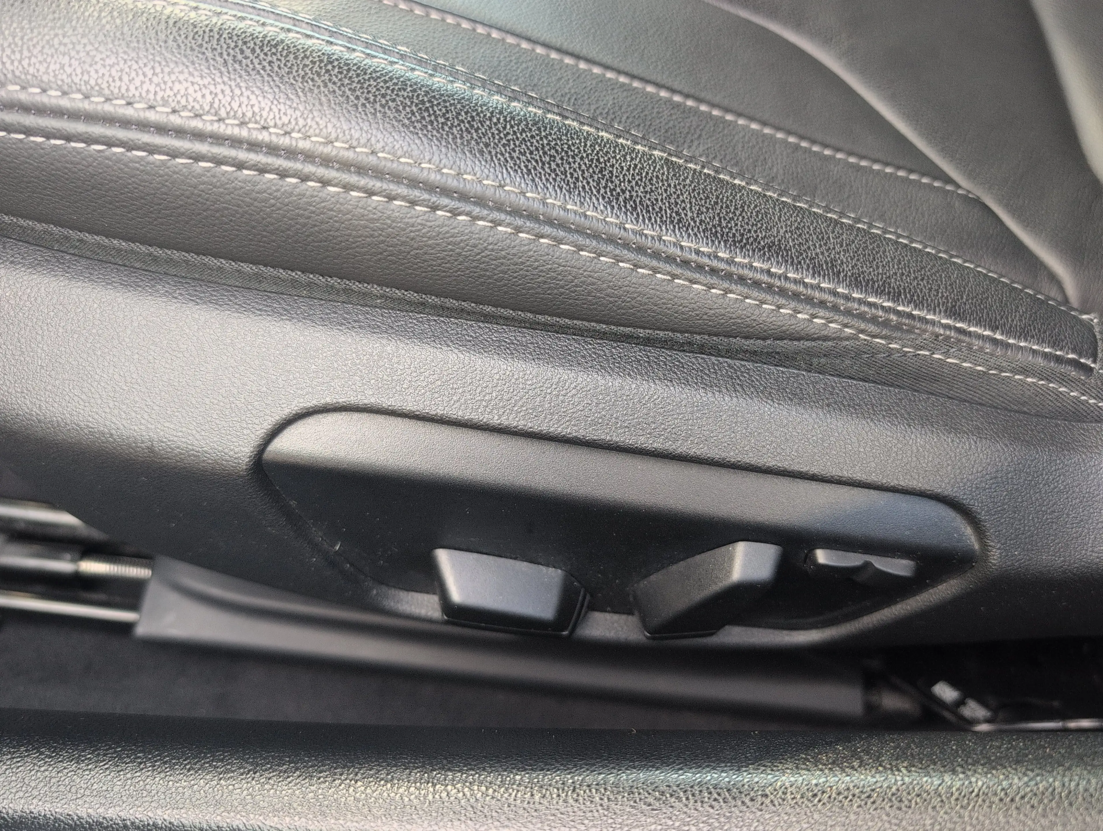 BMW Z4 M40i Cabrio Innovationsp. Sport Aut. Head-Up — photo 10