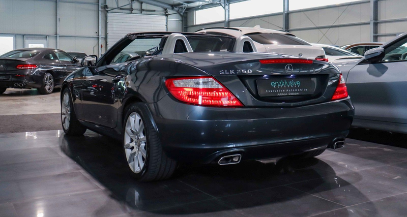 Mercedes-Benz SLK 250 AMG*PANO*AIRSCARF*NAVI*LEDER* — photo 10