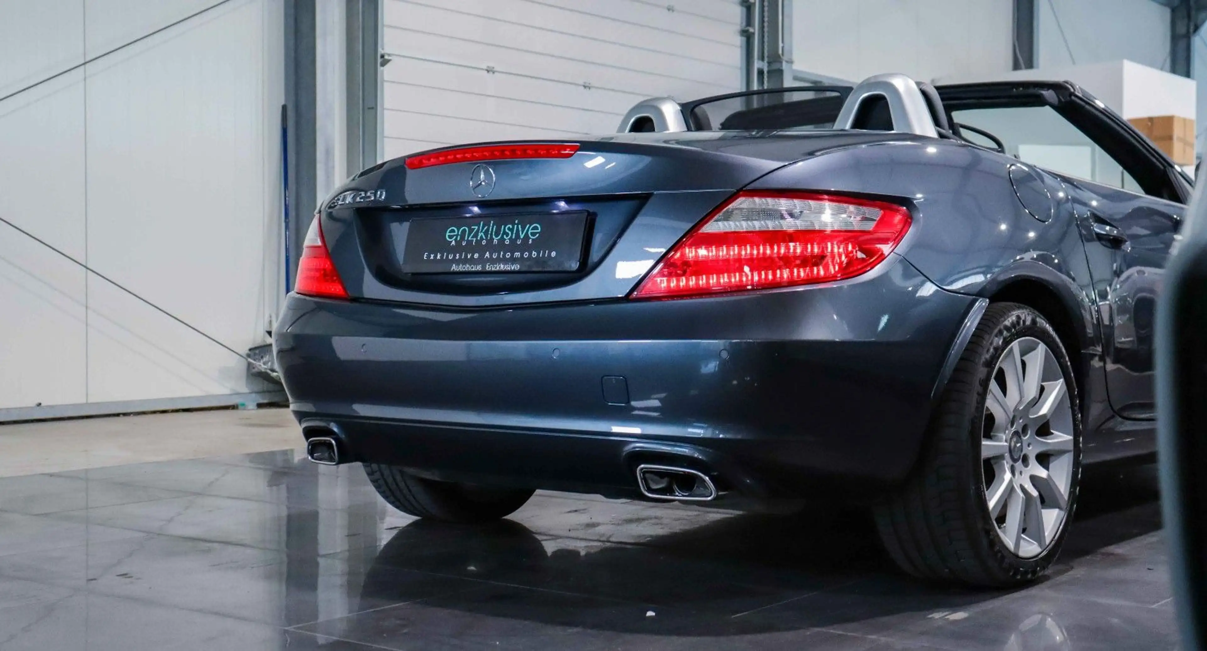 Mercedes-Benz SLK 250 AMG*PANO*AIRSCARF*NAVI*LEDER* — photo 12