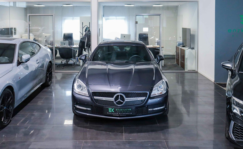 Mercedes-Benz SLK 250 AMG*PANO*AIRSCARF*NAVI*LEDER* — photo 4