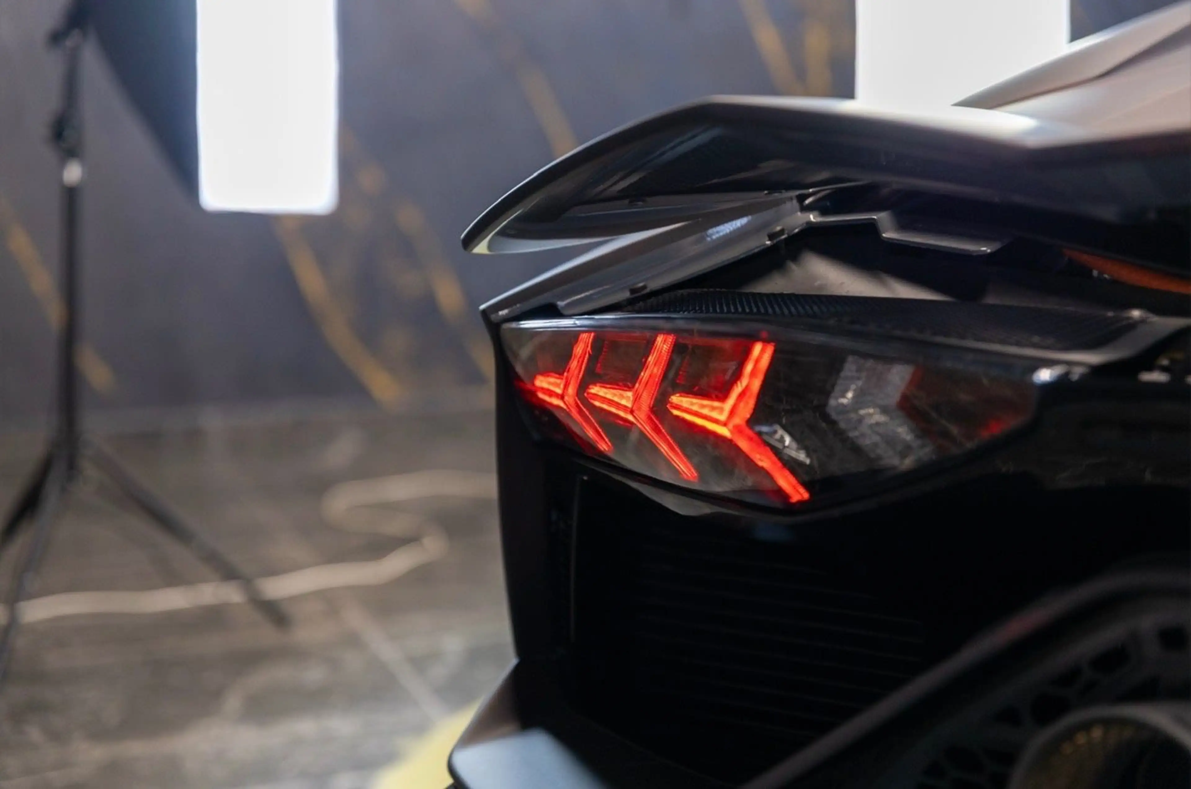Lamborghini Aventador ULTIMAE ROADSTAR + Lifting — photo 9