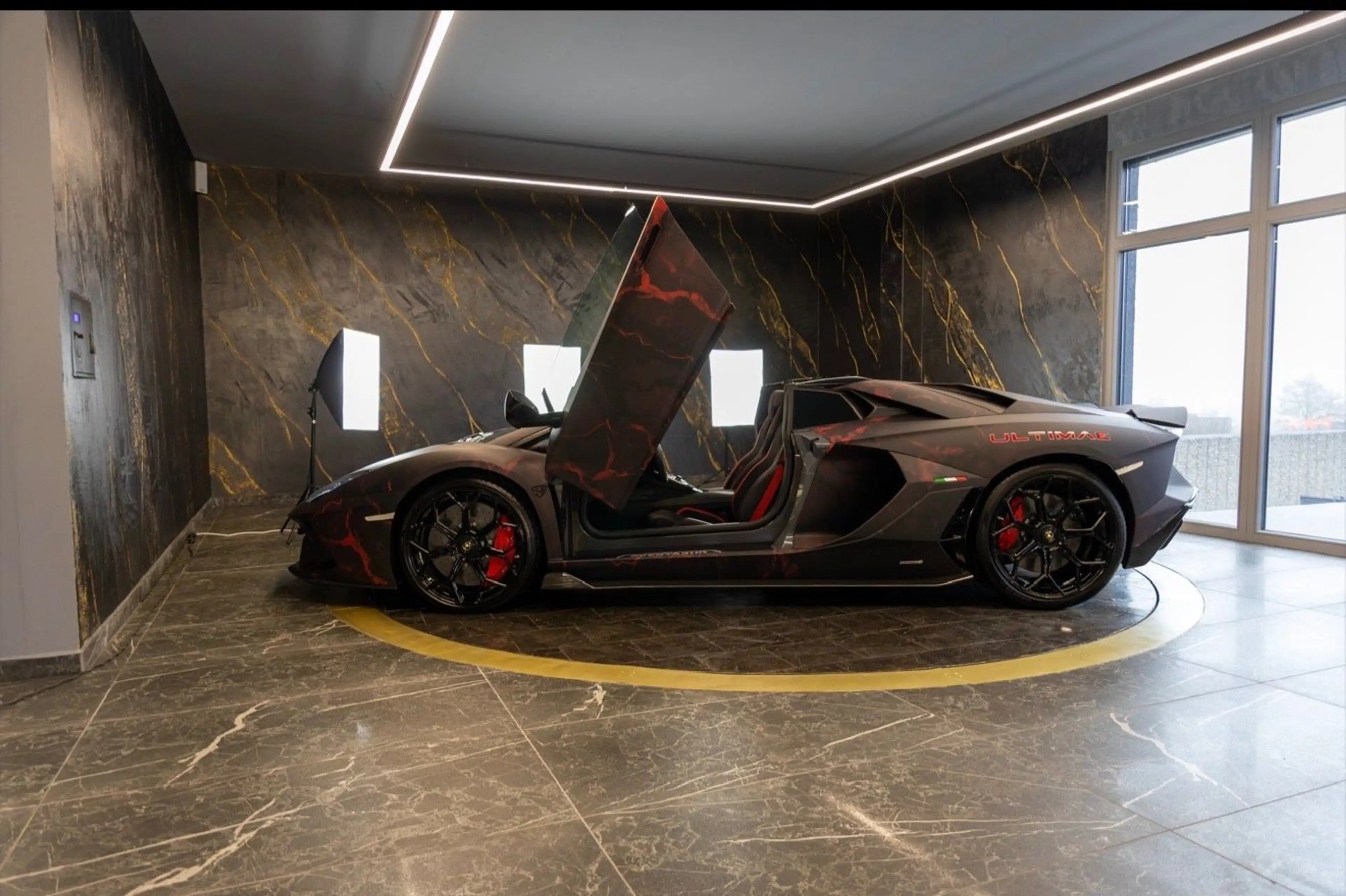 Lamborghini Aventador ULTIMAE ROADSTAR + Lifting — photo 5