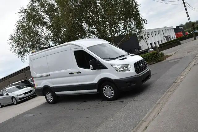 Ford Transit 2.0 TDCi L2H2 Lichte vracht Navigatie/Camera/Leder