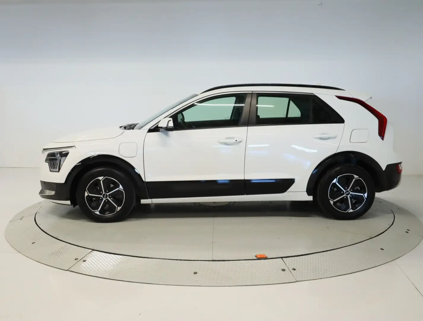 Kia Niro 1.6 PHEV Drive 183 Weiß - 2