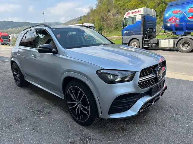 Mercedes-Benz GLE 350 de PHEV 4Matic Aut. AMG Sportpaket Pano-AHK Ansicht 3