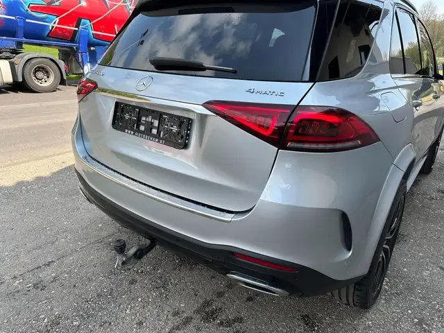 Mercedes-Benz GLE 350 de PHEV 4Matic Aut. AMG Sportpaket Pano-AHK Ansicht 11