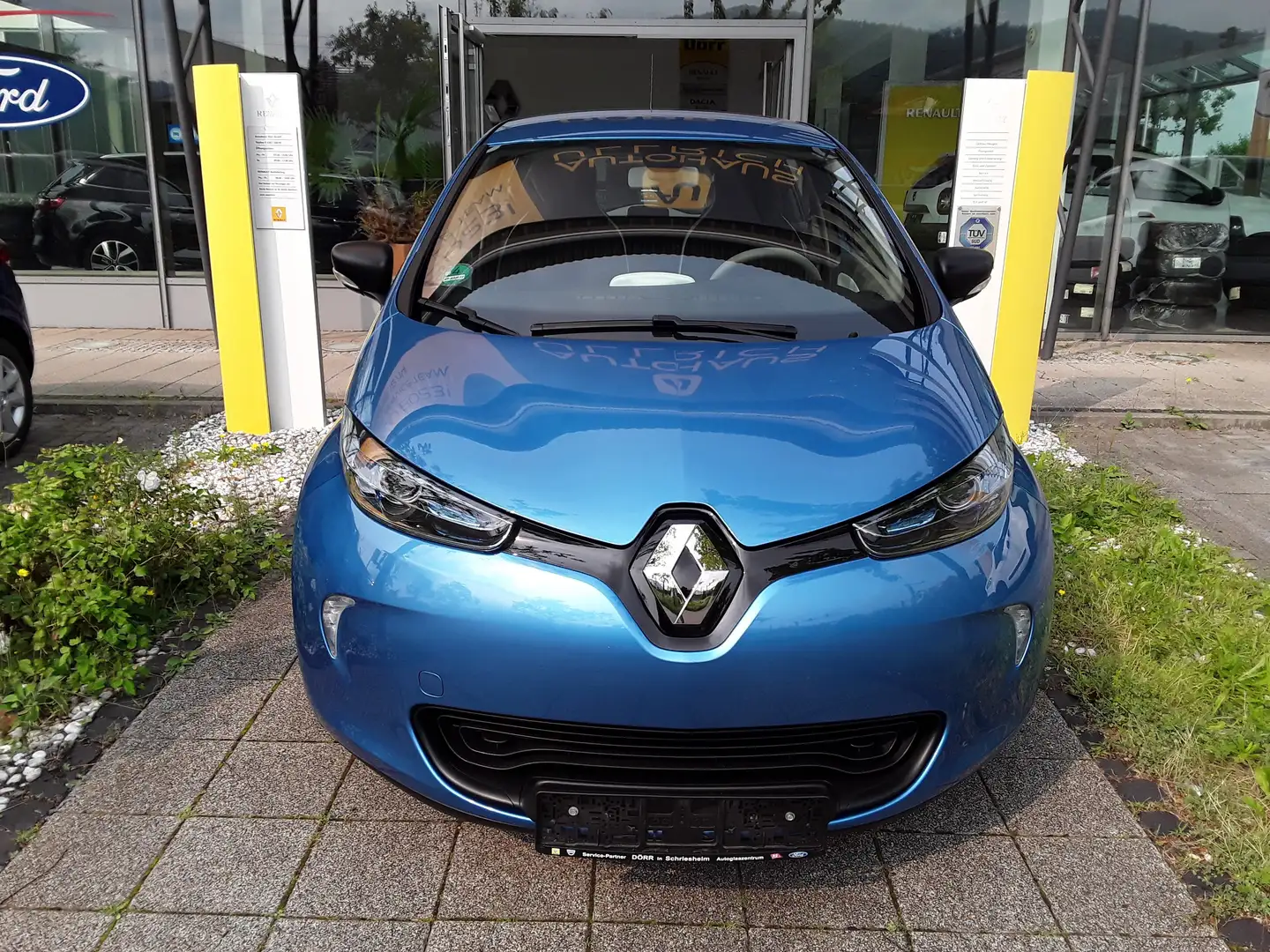 Renault ZOE mit Batterie-Life-Allwetterreifen 68 KW 92 PS Blau - 1