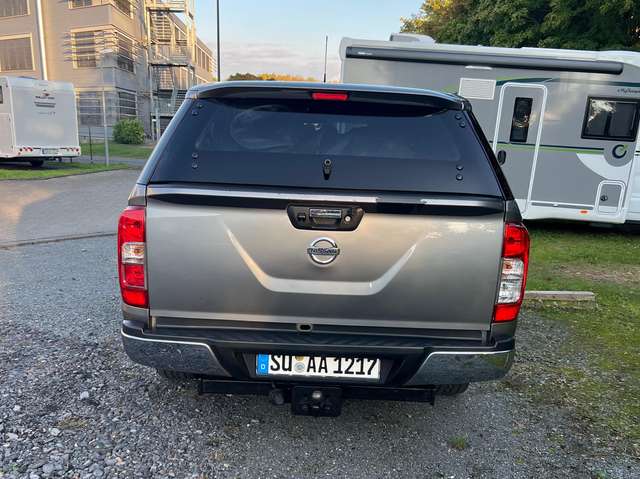 Nissan Navara Navara DC Visia